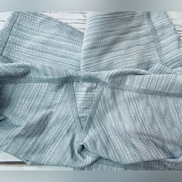 Athleta Jacquard Chaturanga Leggings White Grey Size XS - Picture 5 of 7